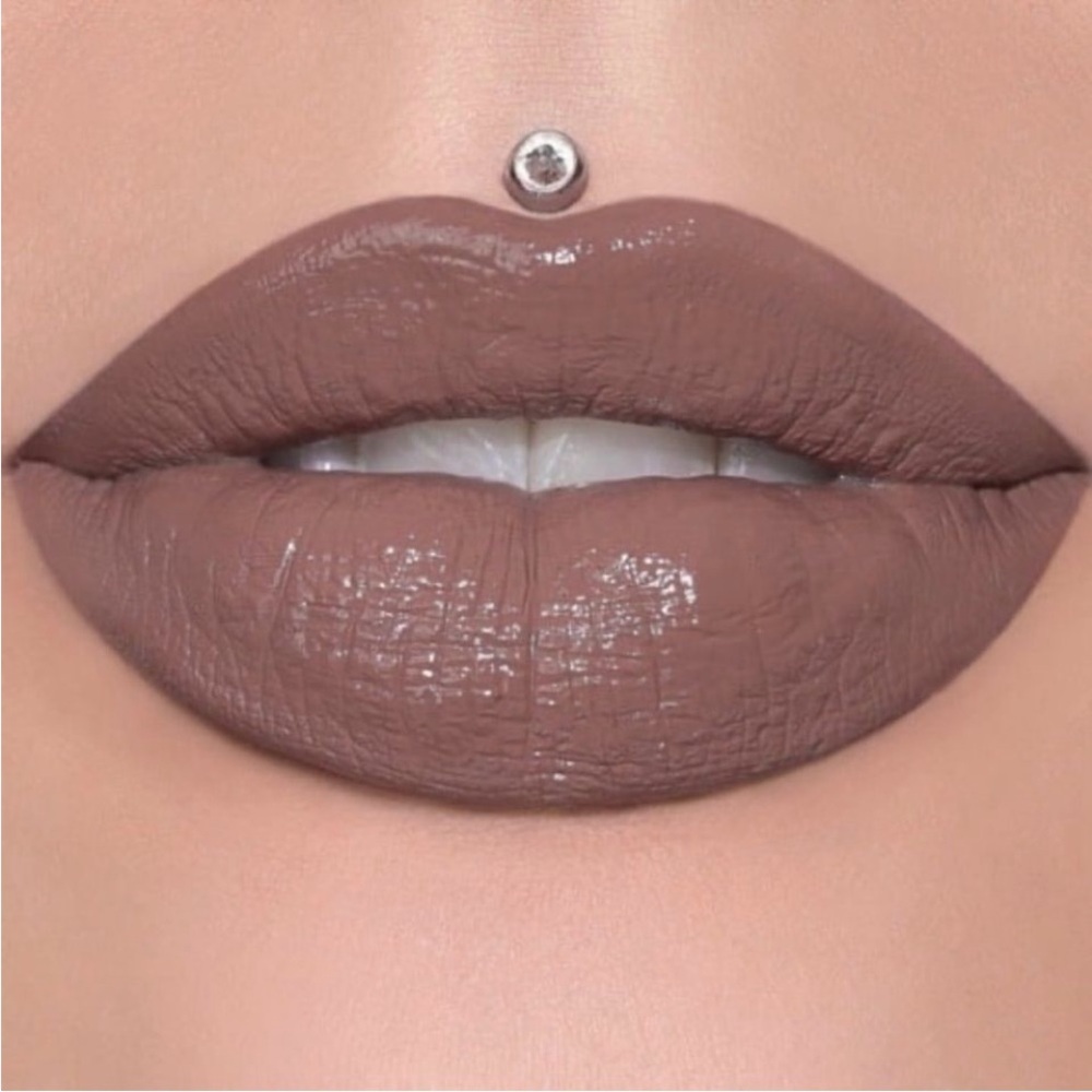 Jeffree Star Tea Bag Supreme Gloss Full Pigment Lip Gloss